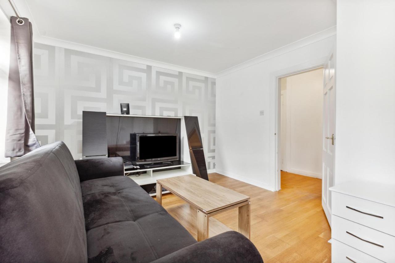 Cozy Stay Apartment 런던 외부 사진